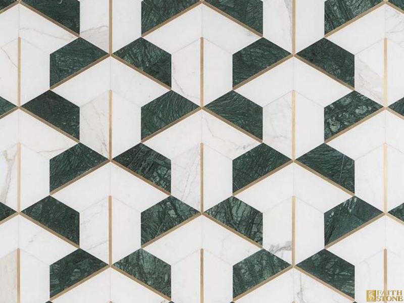 Мраморная смешанная геометрическая латунная мозаика
